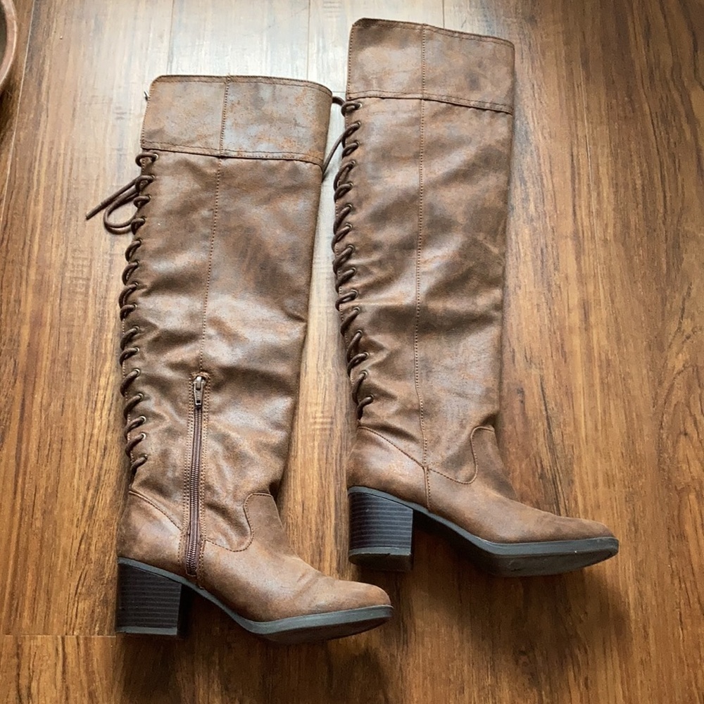 White Mountain over the knee lace up boots size 6 - Picture 7 of 10